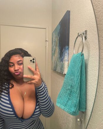 Jasmynaaliyah