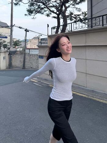 Jeon Jong-seo