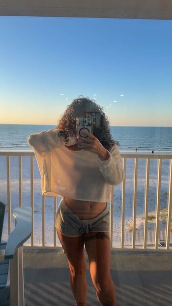 Full leaked Jezabzllz private onlyfans photo
