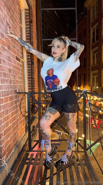 Joanna Angel