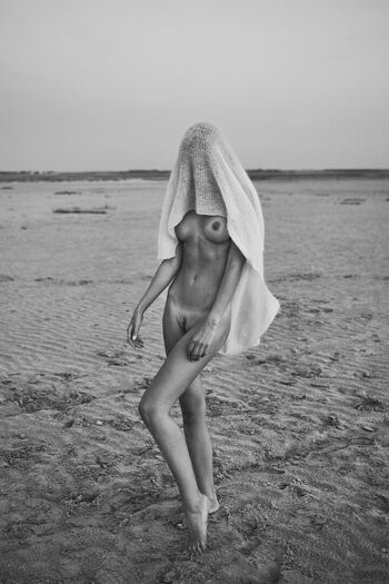 Justine Nicolas