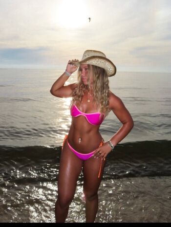 Kaleigh Kehrwecker