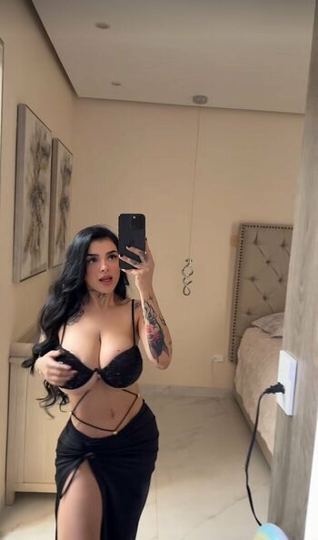 Karely Ruiz