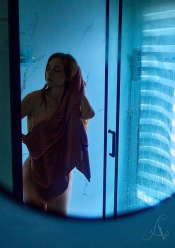 Full leaked Kcioxan private onlyfans photo