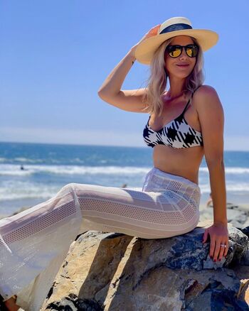 Full leaked Kelly rizzo private onlyfans photo