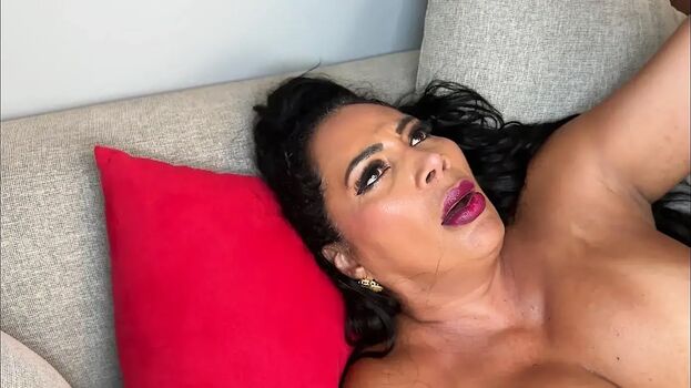 Kenia Gomez