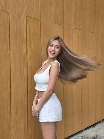 Full leaked Kierralee private onlyfans photo