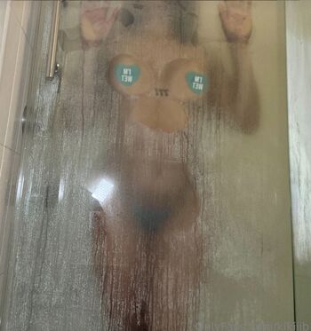 Full leaked Kikiiib private onlyfans photo