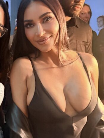 Full leaked Kim kardashian private onlyfans photo