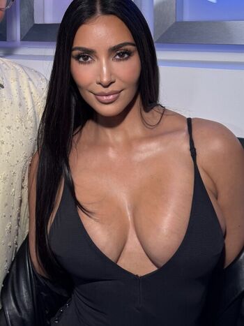 Full leaked Kim kardashian private onlyfans photo