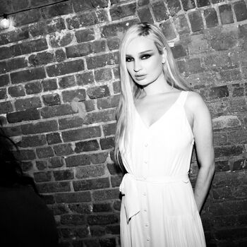 Full leaked Kim petras private onlyfans photo