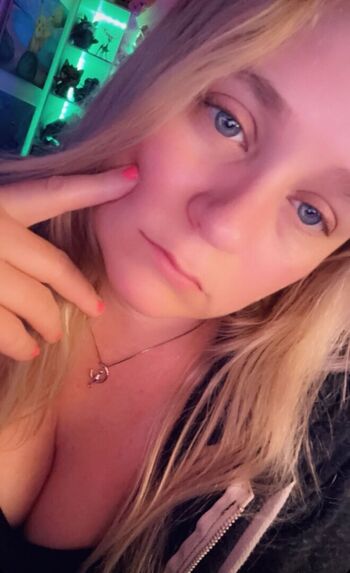 Full leaked Kimonokat private onlyfans photo