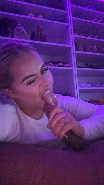 Full leaked Kinkybitchx private onlyfans photo