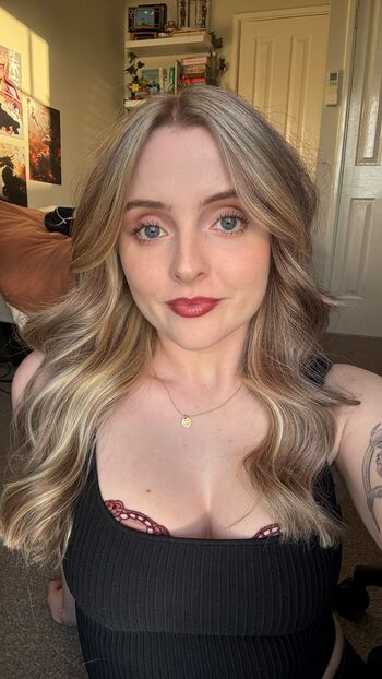 Full leaked Krysttl private onlyfans photo
