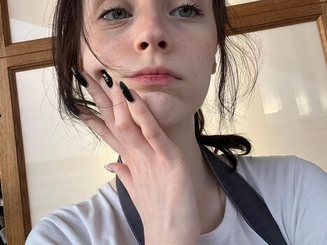 Full leaked Kzuuki private onlyfans photo