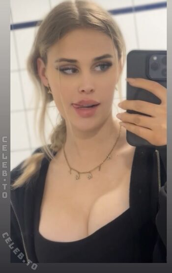 Full leaked Lkimmy private onlyfans photo