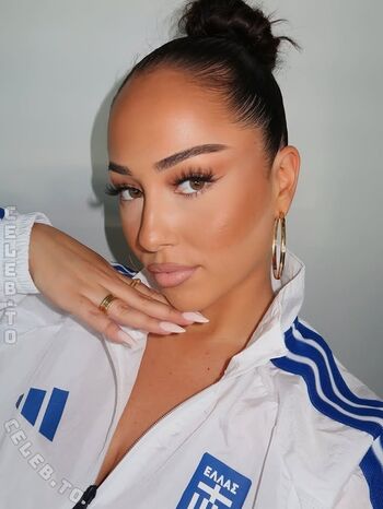 Full leaked Laetitiaconstantina private onlyfans photo