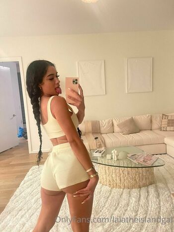 Lalatheislandgal