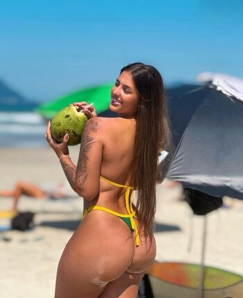 Full leaked Lara castro private onlyfans photo