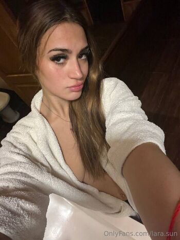 Full leaked Lara sun private onlyfans photo