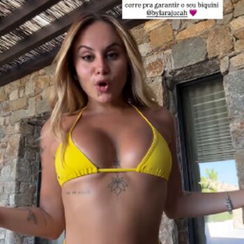 Full leaked Larajucah private onlyfans photo