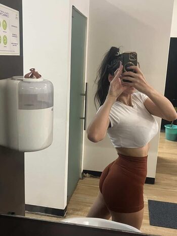 Full leaked Lauagnolin private onlyfans photo