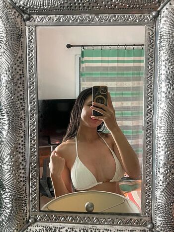 Full leaked Lauagnolin private onlyfans photo