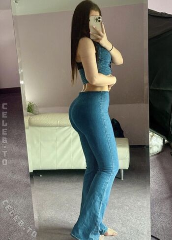 lauralianajane