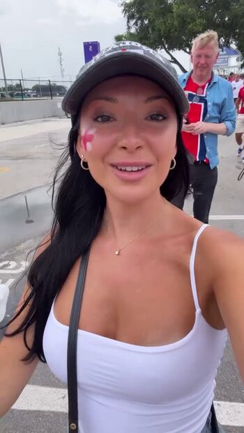 Full leaked Layah heilpern private onlyfans photo