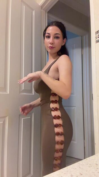 Full leaked Layla pownall private onlyfans photo