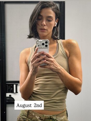 Full leaked Laysla de oliveira private onlyfans photo