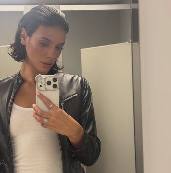 Full leaked Laysla de oliveira private onlyfans photo