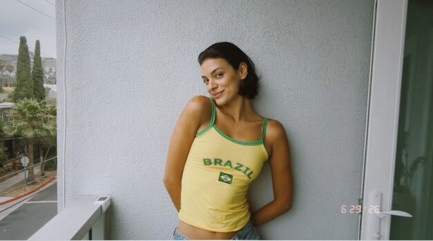 Full leaked Laysla de oliveira private onlyfans photo
