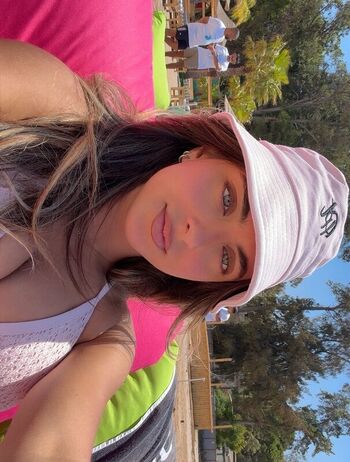 Full leaked Lea kobrossy private onlyfans photo