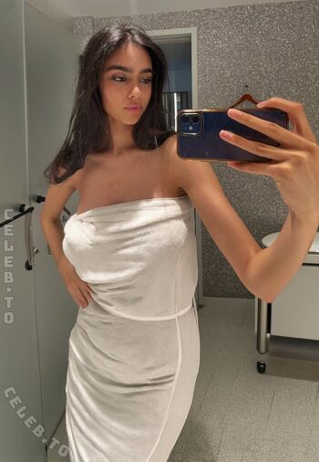Full leaked Lea yami magadi private onlyfans photo