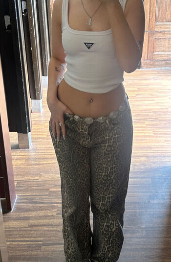 Full leaked Leahmaggiel private onlyfans photo