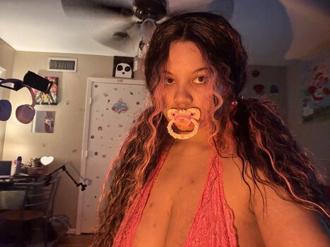 Full leaked Lenaporn private onlyfans photo