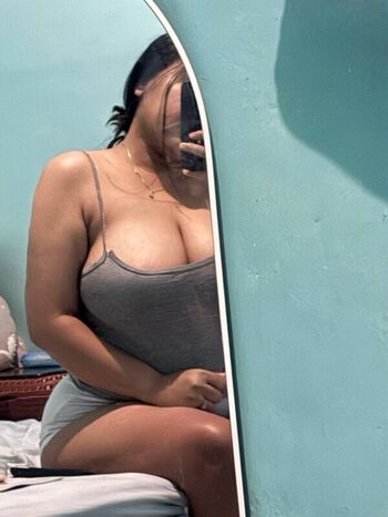 Full leaked Leogurlll private onlyfans photo