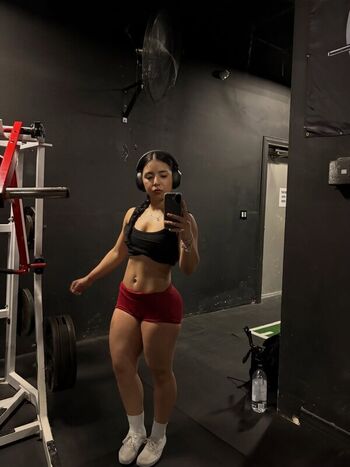 Full leaked Lesliemrtinez page private onlyfans photo
