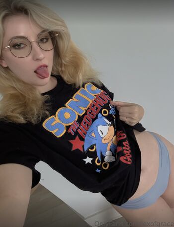 Lexie Grace Love