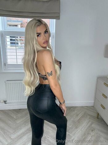 Full leaked Lexiehulll private onlyfans photo