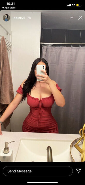 Full leaked Lexielvpez private onlyfans photo