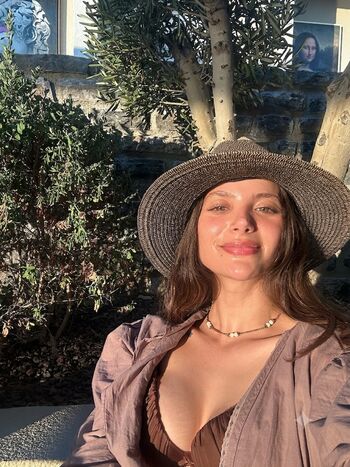 Full leaked Leyla tanlar private onlyfans photo