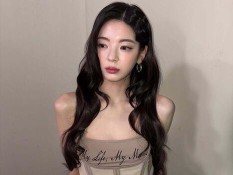 lia_loves___