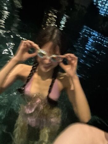 lia_loves___