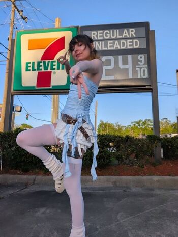 lilpeachyfox