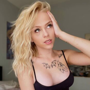 Full leaked Lilsav private onlyfans photo
