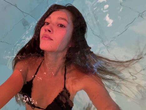 Full leaked Lilychee private onlyfans photo