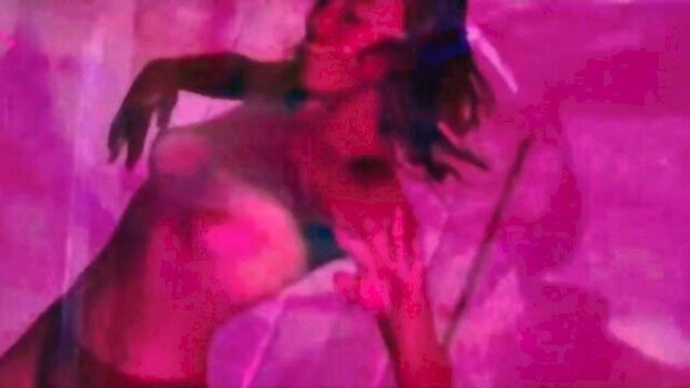 Full leaked Lilycollins private onlyfans photo