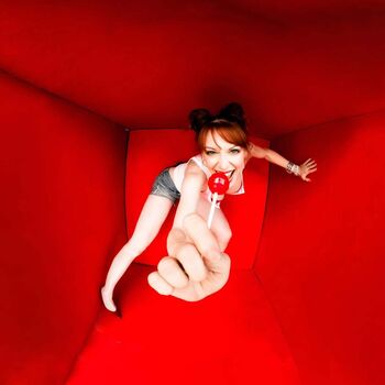 Lisa Foiles